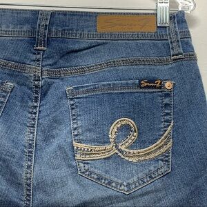 Seven7 | Women's Size 6 | Bermuda Blue Jean Embroidered Cuffed Denim Shorts